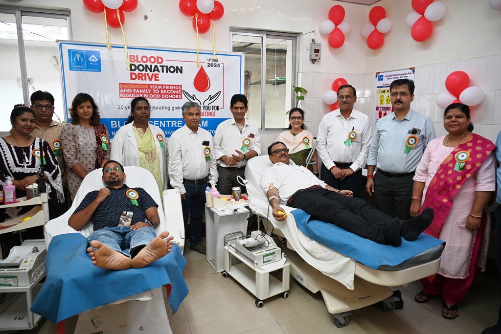 JLN-Hospital-RC-observes-20th-World-Blood-Donor-Day-with-Blood-Donation-Camp-3.jpg