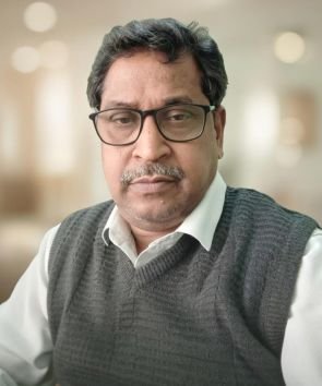 बजट पर तीखी प्रतिक्रिया देते हुए कांग्रेस ब्लाक अध्यक्ष दिनेश पटेल ने कहा “रोजगार, किसान और महिलाएं फिर उपेक्षित”