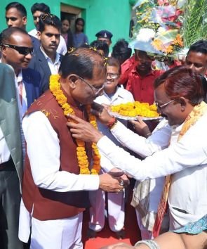 नगरीय निकायों में ऐतिहासिक जनादेश का एक वर्ष: सुशासन, पारदर्शिता और विकास पर जनता की मुहर — मुख्यमंत्री विष्णु देव साय….