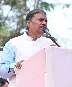 वनौषधि परंपरा के संरक्षण के लिए सरकार प्रतिबद्ध : वन मंत्री केदार कश्यप….